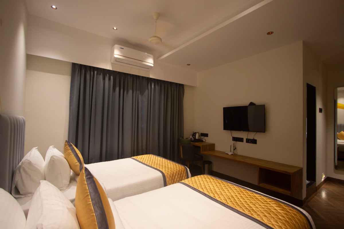 Executive Twin Room4